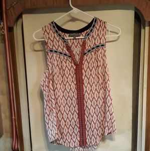 Womens sleeveless  shirt. By Market Spruce
